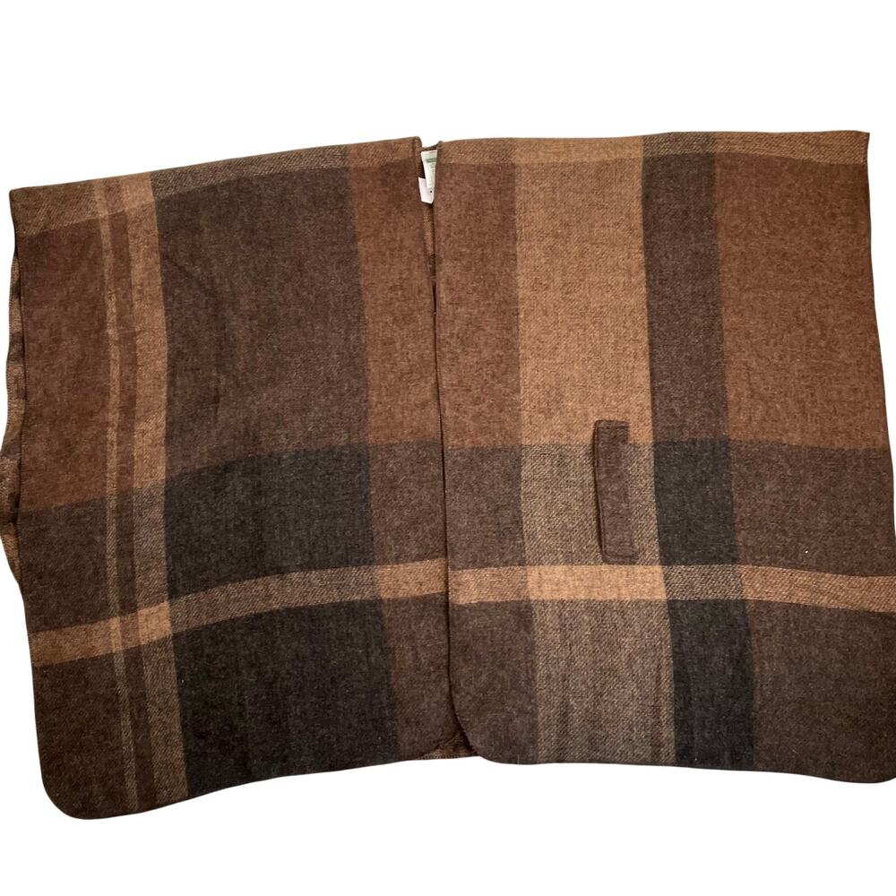 Woolrich Women's Reversible Wrap Shawl Brown Plaid & Animal Print Soft Cozy - Picture 14 of 15